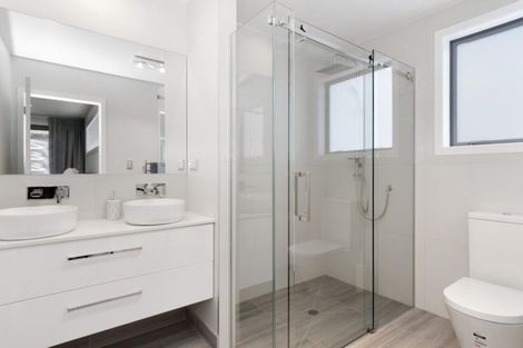 Photo of property in 34a Seaview Road, Otumoetai, Tauranga, 3110