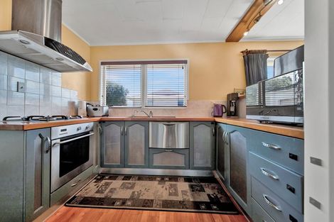 Photo of property in 7 Oleander Place, Bell Block, New Plymouth, 4312