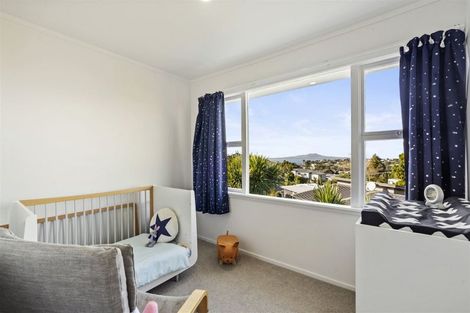 Photo of property in 1/306 Beach Road, Campbells Bay, Auckland, 0630