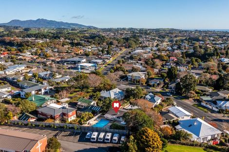 Photo of property in 219a Tukapa Street, Westown, New Plymouth, 4310
