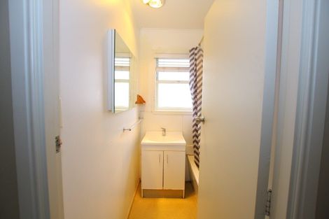 Photo of property in 2/1 Osprey Street, Pakuranga, Auckland, 2010