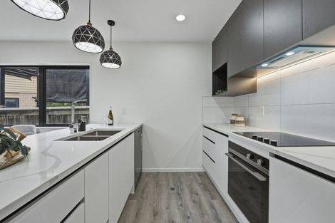 Photo of property in 16 Kirby Street, Glendene, Auckland, 0602