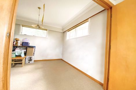 Photo of property in 9 Divich Avenue, Te Atatu South, Auckland, 0610