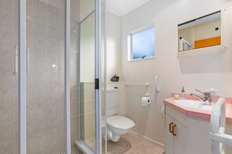 Photo of property in 1 Lakeside Villas, Whitby, Porirua, 5024