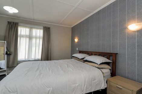 Photo of property in 224 South Road, Caversham, Dunedin, 9012