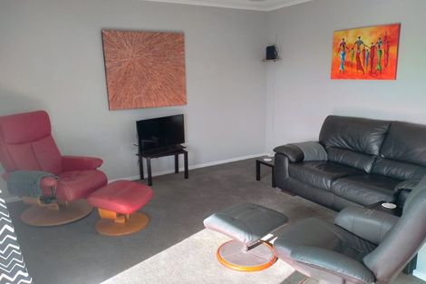 Photo of property in 1/21 Elizabeth Street, Orewa, 0931