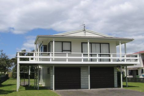 Photo of property in 4 Glen Isla Place, Waihi Beach, 3611
