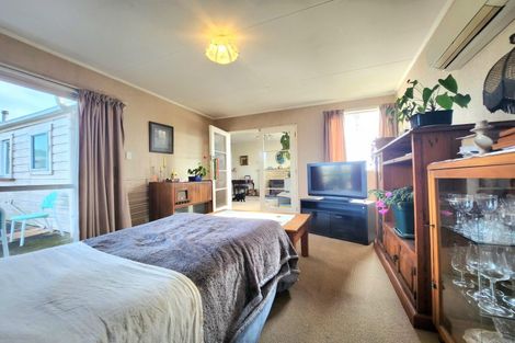 Photo of property in 72 Perth Street, South Hill, Oamaru, 9400