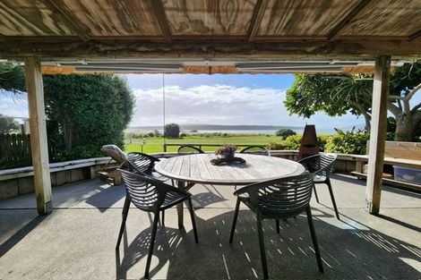 Photo of property in 116 Maunsell Road, Port Waikato, Tuakau, 2695