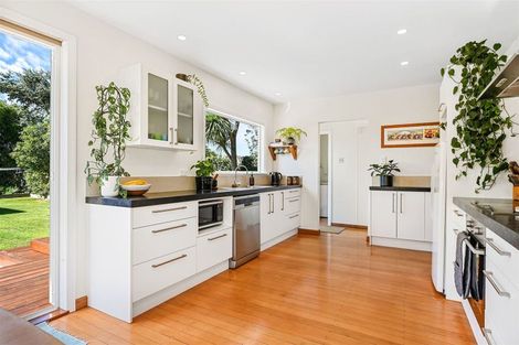 Photo of property in 269 Estuary Road, South New Brighton, Christchurch, 8062