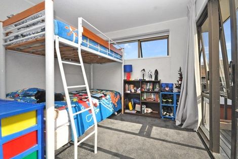 Photo of property in 4 Wesleydale Place, Papakura, 2110