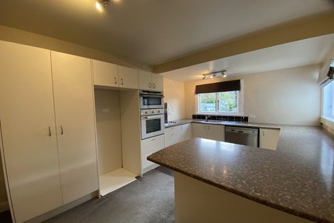 Photo of property in 88 Waikawa Road, Picton, 7220