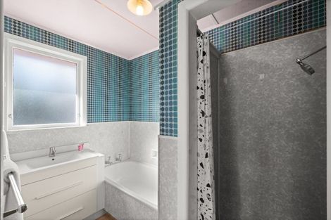 Photo of property in 27 Otatara Road, Taradale, Napier, 4112