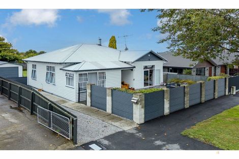 Photo of property in 51 Avenue Road, West End, Timaru, 7910