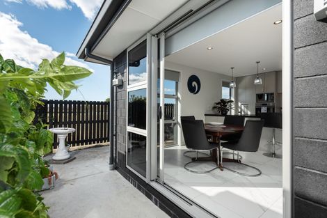 Photo of property in 18 Marion Crescent, Papamoa Beach, Papamoa, 3118