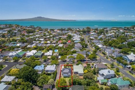 Photo of property in 3 Derby Street, Devonport, Auckland, 0624