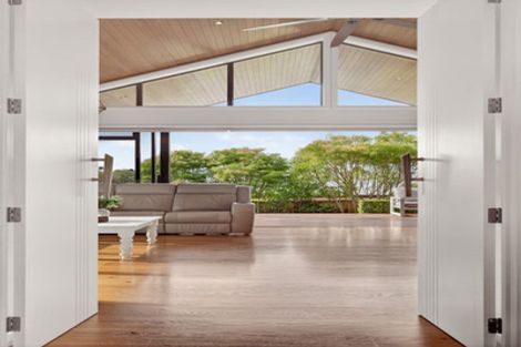 Photo of property in 100 Condor Drive, Pyes Pa, Tauranga, 3112