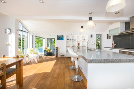 Photo of property in 70 Clinton Road, Tawharanui Peninsula, Warkworth, 0986