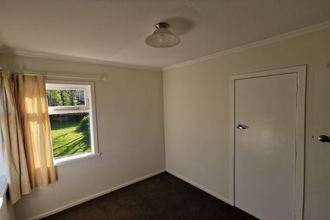 Photo of property in 4a Thurleigh Grove, Karori, Wellington, 6012