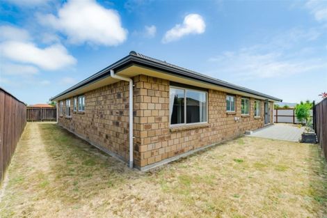 Photo of property in 16 Manhattan Court, Paraparaumu Beach, Paraparaumu, 5032