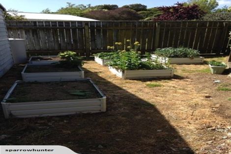 Photo of property in 6 Aratika Crescent, Otaki, 5512