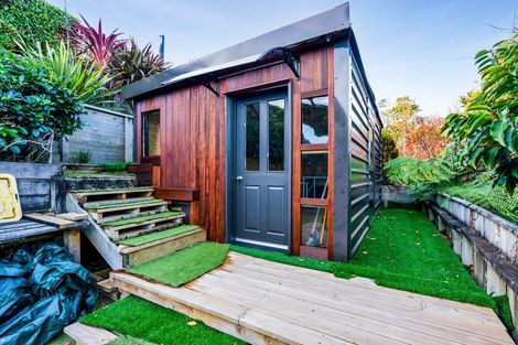 Photo of property in 40 Redwood Crescent, Hurdon, New Plymouth, 4310