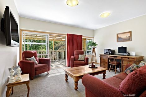 Photo of property in 109 Totara Road, Miramar, Wellington, 6022