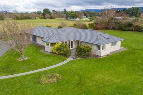 Photo of property in 137 Kent Street, Carterton, 5713