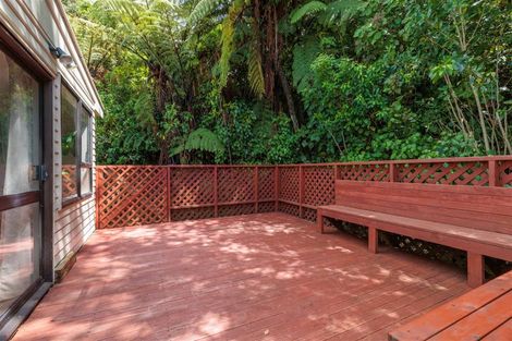 Photo of property in 29 Kahikatea Grove, Paparangi, Wellington, 6037