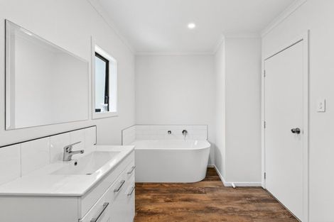 Photo of property in 105 Durham Drive, Havelock North, 4130