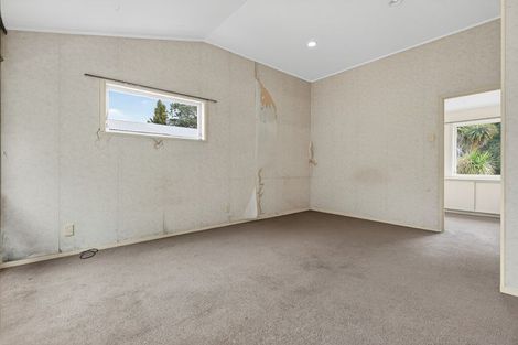 Photo of property in 1/91a Roseberry Avenue, Birkenhead, Auckland, 0626