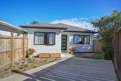 Photo of property in 6a Arnwood Street, Manurewa, Auckland, 2102