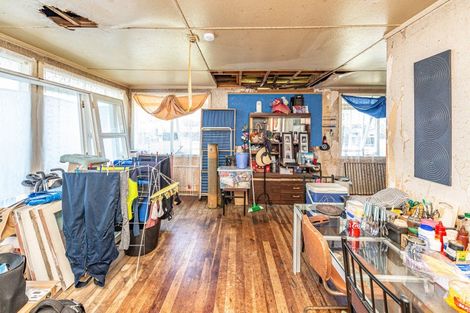 Photo of property in 23 Raupo Street, Castlecliff, Whanganui, 4501