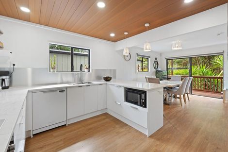 Photo of property in 169 Wairere Road, Waitakere, Henderson, 0782