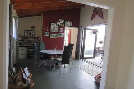 Photo of property in 244 Tinopai Road, Matakohe, 0593