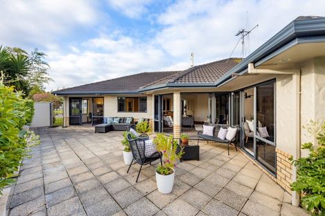 Photo of property in 23 Callum Brae Drive, Rototuna, Hamilton, 3210