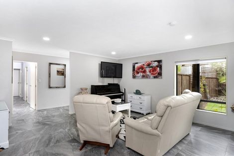 Photo of property in 21 Hawk Place, Welcome Bay, Tauranga, 3112