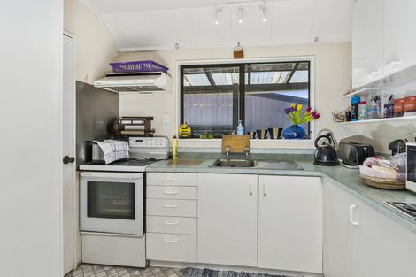 Photo of property in 7 Greenpark Way, Greerton, Tauranga, 3112