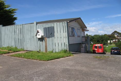 Photo of property in 24 Beaufort Place, Papatoetoe, Auckland, 2025