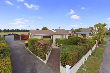 Photo of property in 38 Seadown Crescent, Amberley, 7410