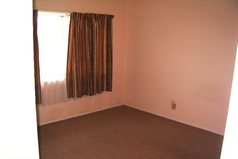 Photo of property in 2/8 Cornwall Road, Mangere, Auckland, 2022