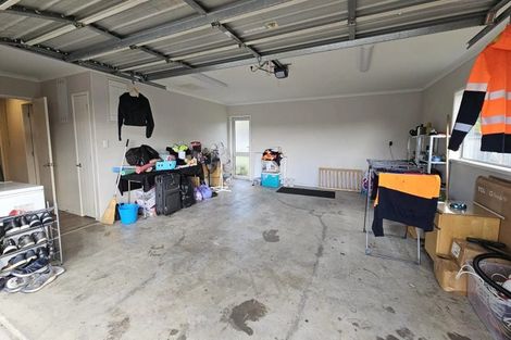 Photo of property in 10 Garrett Drive, Whalers Gate, New Plymouth, 4310