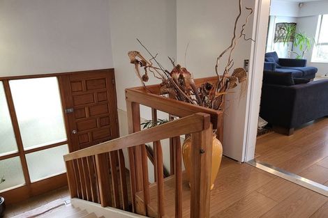 Photo of property in 154 Everglade Drive, Totara Heights, Auckland, 2105