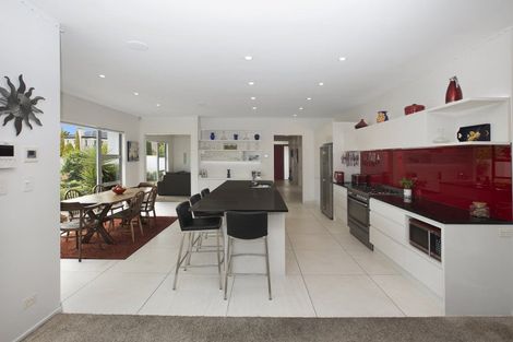 Photo of property in 2 Matisse Place, Burnside, Christchurch, 8053
