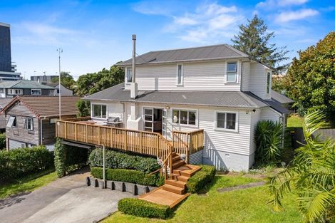 Photo of property in 20 Bracken Avenue, Takapuna, Auckland, 0622