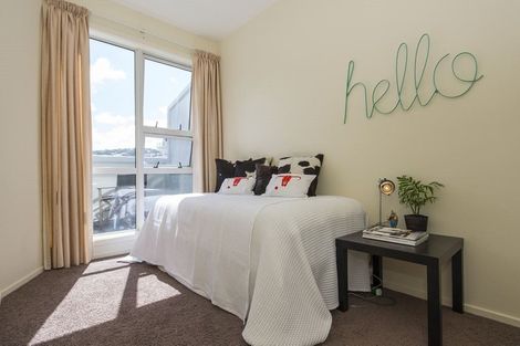 Photo of property in Stadium Garden Flats, 406/107 Thorndon Quay, Pipitea, Wellington, 6011