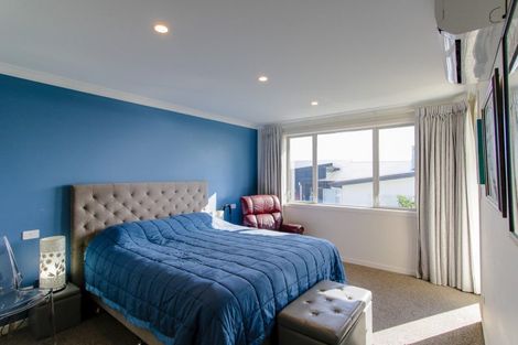 Photo of property in 6 Marine Parade South, Foxton Beach, Foxton, 4815