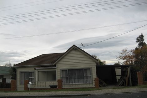 Photo of property in 1 Armstrong Street, Balclutha, 9230