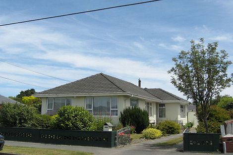 Photo of property in 33 Pembroke Street, Avondale, Christchurch, 8061