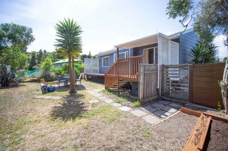Photo of property in 7a William Street, Waikanae Beach, Waikanae, 5036